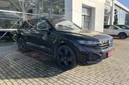 Volkswagen Touareg R-Line Platinum 1