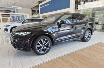 Volkswagen Touareg 2025 R-Line Platinum 3