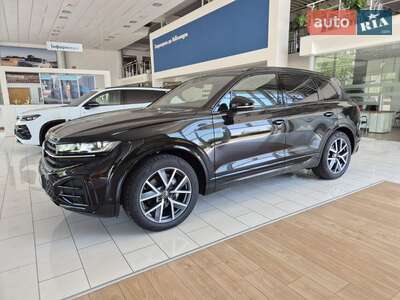 Volkswagen Touareg 2025 R-Line Platinum 3