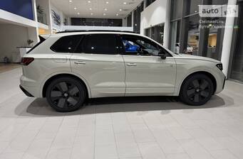Volkswagen Touareg 2025 R-Line Platinum 1