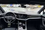 Volkswagen Touareg R-Line Platinum 3