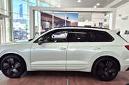 Volkswagen Touareg R-Line Platinum 4