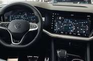 Volkswagen Touareg R-Line Platinum 4