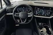 Volkswagen Touareg R-Line Platinum 4