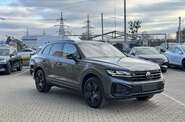 Volkswagen Touareg R-Line Platinum 1