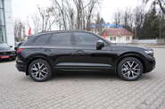 Volkswagen Touareg R-Line Platinum 3