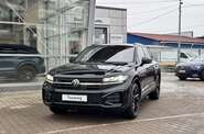 Volkswagen Touareg R-Line Platinum 3