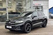 Volkswagen Touareg R-Line Platinum 3