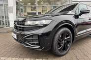 Volkswagen Touareg R-Line Platinum 3