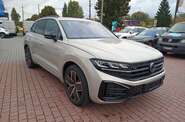Volkswagen Touareg R-Line Platinum 1
