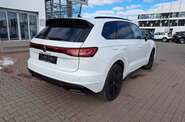 Volkswagen Touareg R-Line Platinum 1