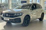 Volkswagen Touareg R-Line Platinum 3