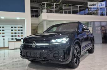 Volkswagen Touareg 2025 R-Line Platinum 3