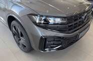 Volkswagen Touareg R-Line Platinum 3