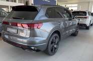 Volkswagen Touareg R-Line Platinum 3