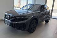 Volkswagen Touareg R-Line Platinum 3