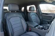 Volkswagen Touareg R-Line Platinum 1