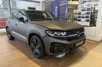 Volkswagen Touareg 2025 R-Line Platinum 2