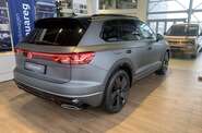 Volkswagen Touareg R-Line Platinum 2
