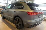 Volkswagen Touareg R-Line Platinum 2