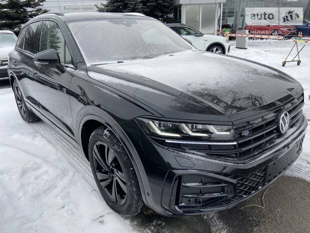 Кроссовер Volkswagen Touareg 2025 в Киев