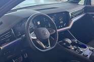 Volkswagen Touareg R-Line Platinum 3