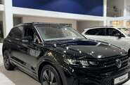 Volkswagen Touareg R-Line Platinum 4