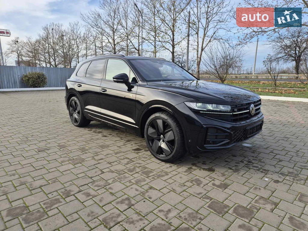Volkswagen Touareg R-Line Platinum 3