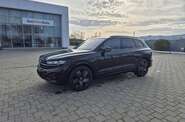 Volkswagen Touareg R-Line Platinum 3