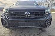 Volkswagen Touareg R-Line Platinum 3