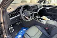 Volkswagen Touareg R-Line Platinum 4