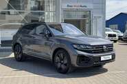 Volkswagen Touareg R-Line Platinum 4