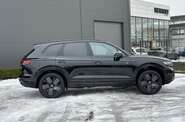 Volkswagen Touareg R-Line Platinum 1