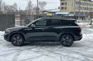 Volkswagen Touareg R-Line Platinum 1