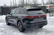 Volkswagen Touareg R-Line Platinum 1
