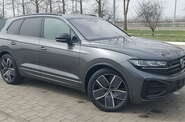 Volkswagen Touareg R-Line Platinum 1