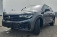 Volkswagen Touareg R-Line Platinum 1