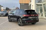Volkswagen Touareg R-Line Platinum 3