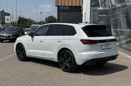 Volkswagen Touareg R-Line Platinum+