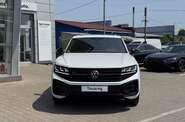 Volkswagen Touareg R-Line Platinum 3
