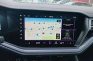 Volkswagen Touareg R-Line Platinum 1