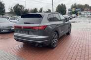 Volkswagen Touareg R-Line Platinum 1