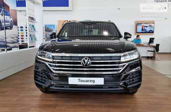 Volkswagen Touareg 2025 Silver