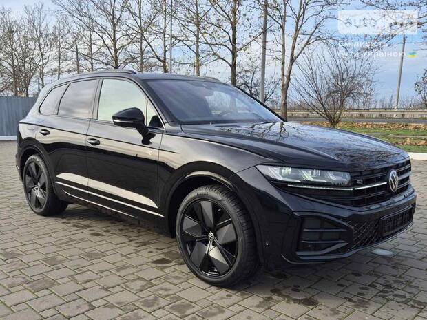 Кроссовер Volkswagen Touareg 2026 в Николаев