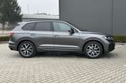 Volkswagen Touareg R-Line Platinum 3