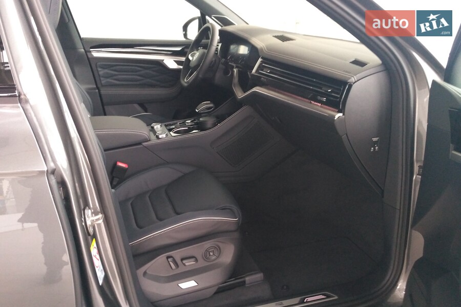 Volkswagen Touareg - фото 21