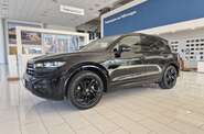 Volkswagen Touareg R-Line Platinum 3