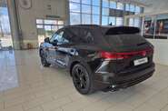 Volkswagen Touareg R-Line Platinum 3