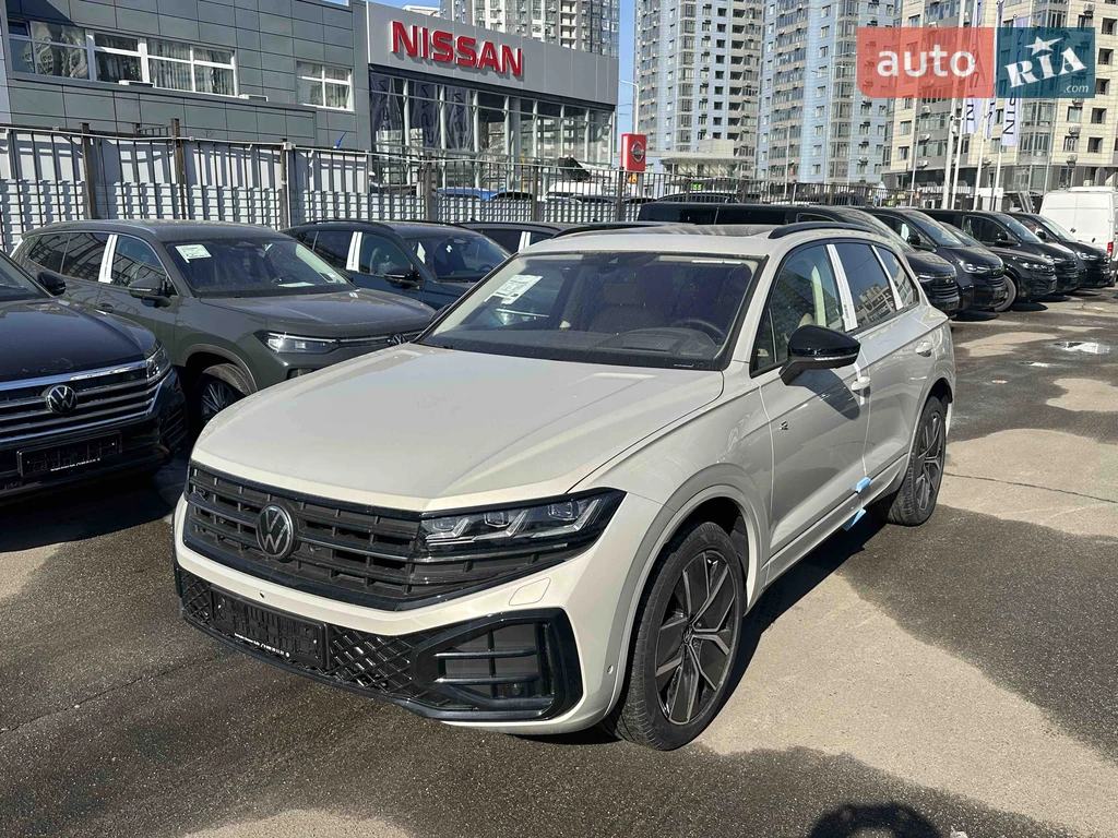 Volkswagen Touareg R-Line Platinum 1