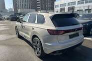Volkswagen Touareg R-Line Platinum 1